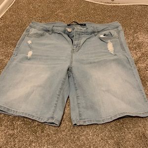Tinseltown denim couture size 13 jean shorts